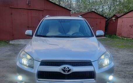 Toyota RAV4, 2011 год, 1 590 000 рублей, 2 фотография