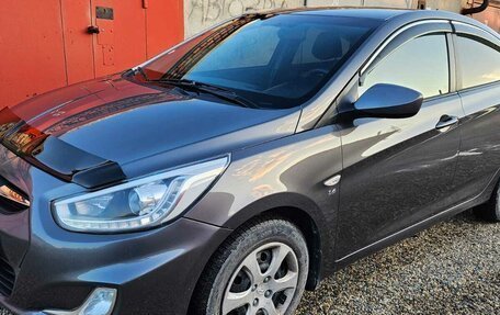 Hyundai Solaris II рестайлинг, 2013 год, 850 000 рублей, 2 фотография