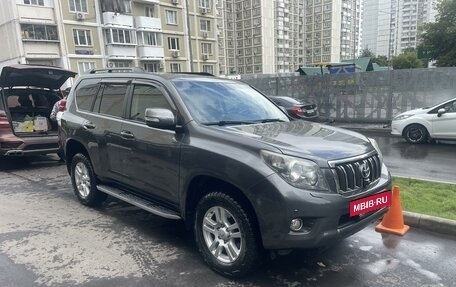 Toyota Land Cruiser Prado 150 рестайлинг 2, 2010 год, 2 900 000 рублей, 3 фотография