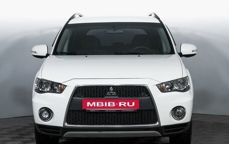 Mitsubishi Outlander III рестайлинг 3, 2011 год, 1 275 000 рублей, 2 фотография