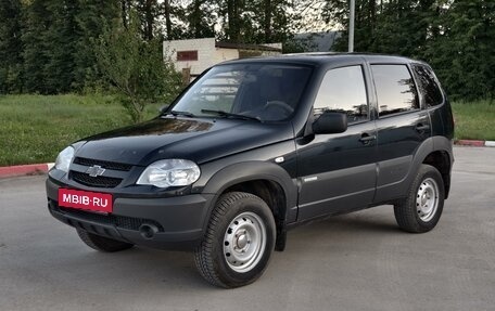 Chevrolet Niva I рестайлинг, 2015 год, 645 000 рублей, 2 фотография