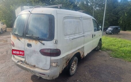 Hyundai H-1 II рестайлинг, 2000 год, 59 999 рублей, 6 фотография