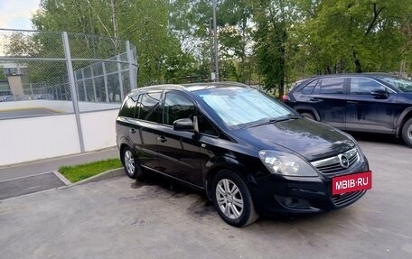 Opel Zafira B, 2012 год, 999 999 рублей, 3 фотография