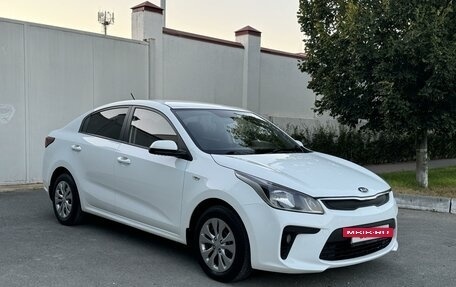 KIA Rio IV, 2018 год, 1 360 000 рублей, 3 фотография