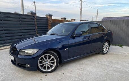 BMW 3 серия, 2011 год, 1 250 000 рублей, 3 фотография