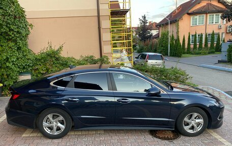 Hyundai Sonata VIII, 2019 год, 2 700 000 рублей, 2 фотография