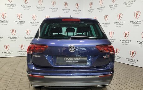 Volkswagen Tiguan II, 2017 год, 3 599 000 рублей, 3 фотография