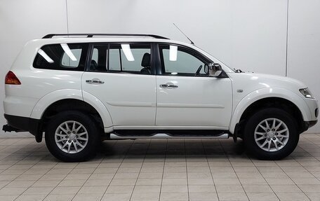 Mitsubishi Pajero Sport II рестайлинг, 2012 год, 1 755 000 рублей, 4 фотография