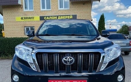 Toyota Land Cruiser Prado 150 рестайлинг 2, 2015 год, 4 650 000 рублей, 2 фотография