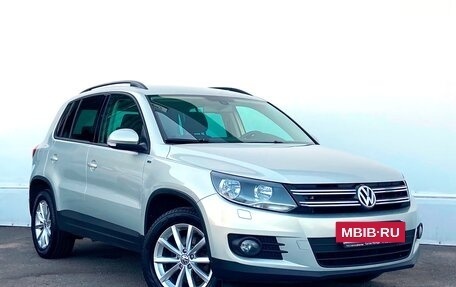 Volkswagen Tiguan I, 2015 год, 1 420 700 рублей, 2 фотография