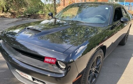 Dodge Challenger III рестайлинг 2, 2022 год, 5 600 000 рублей, 7 фотография