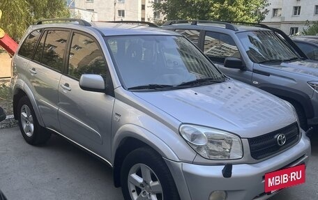 Toyota RAV4, 2004 год, 1 000 000 рублей, 1 фотография