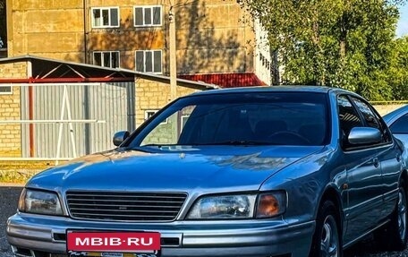 Nissan Maxima IV, 1997 год, 550 000 рублей, 3 фотография