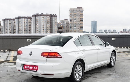 Volkswagen Passat B8 рестайлинг, 2018 год, 2 325 000 рублей, 4 фотография