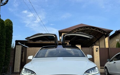 Tesla Model X I, 2017 год, 4 600 000 рублей, 4 фотография