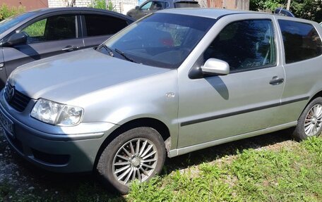 Volkswagen Polo III рестайлинг, 2001 год, 350 000 рублей, 3 фотография