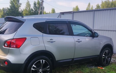 Nissan Qashqai, 2008 год, 880 000 рублей, 2 фотография