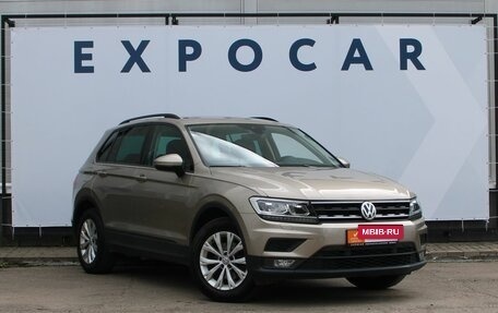 Volkswagen Tiguan II, 2019 год, 2 025 000 рублей, 2 фотография