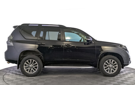 Toyota Land Cruiser Prado 150 рестайлинг 2, 2017 год, 4 110 000 рублей, 4 фотография