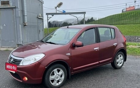 Renault Sandero I, 2012 год, 610 000 рублей, 2 фотография