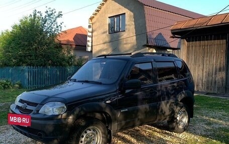 Chevrolet Niva I рестайлинг, 2013 год, 630 000 рублей, 1 фотография