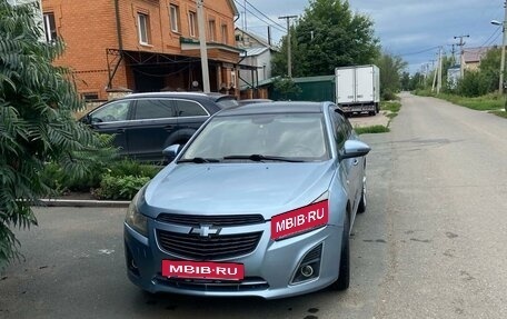 Chevrolet Cruze II, 2009 год, 540 000 рублей, 3 фотография