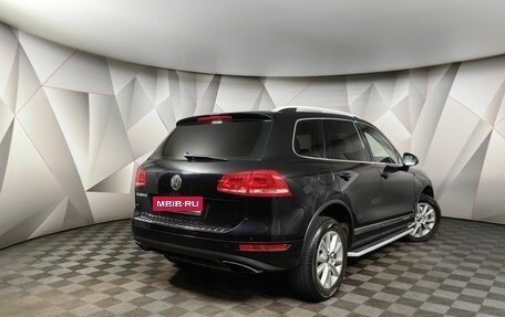 Volkswagen Touareg III, 2011 год, 2 038 000 рублей, 2 фотография