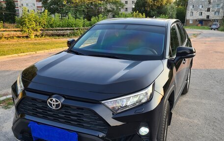 Toyota RAV4, 2021 год, 3 500 000 рублей, 2 фотография