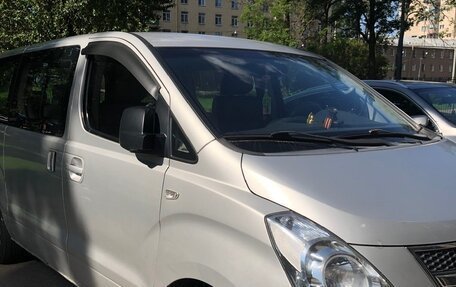 Hyundai Grand Starex Grand Starex I рестайлинг 2, 2008 год, 1 150 000 рублей, 2 фотография