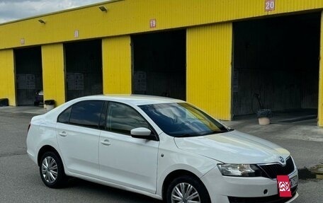 Skoda Rapid I, 2015 год, 850 000 рублей, 2 фотография