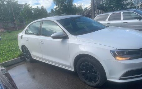 Volkswagen Jetta VI, 2015 год, 800 000 рублей, 2 фотография