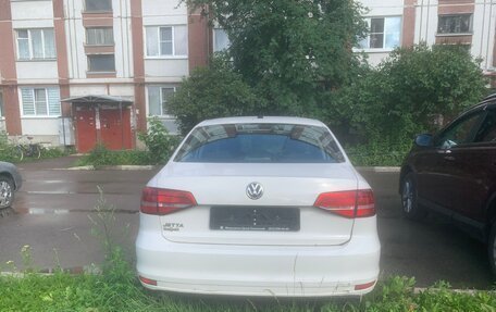 Volkswagen Jetta VI, 2015 год, 800 000 рублей, 3 фотография