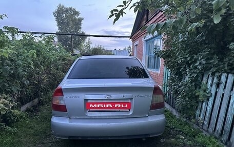 Hyundai Accent II, 2001 год, 280 000 рублей, 3 фотография