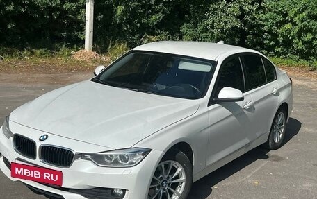 BMW 3 серия, 2014 год, 1 600 000 рублей, 2 фотография