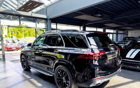 Mercedes-Benz GLE, 2023 год, 17 000 000 рублей, 2 фотография