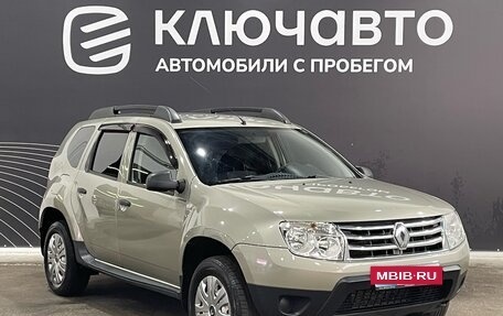 Renault Duster I рестайлинг, 2013 год, 830 000 рублей, 2 фотография