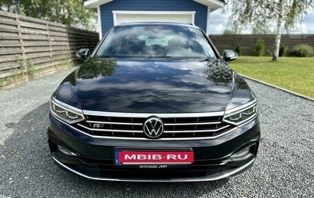 Volkswagen Passat B8 рестайлинг, 2021 год, 3 420 000 рублей, 3 фотография