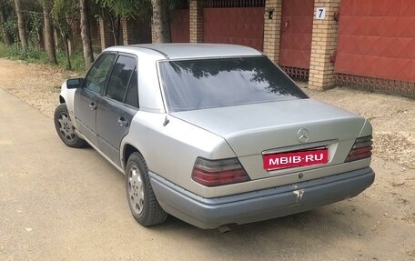 Mercedes-Benz W124, 1992 год, 450 000 рублей, 3 фотография