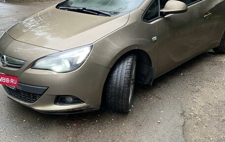 Opel Astra J, 2013 год, 900 000 рублей, 2 фотография