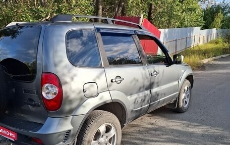 Chevrolet Niva I рестайлинг, 2013 год, 638 000 рублей, 2 фотография