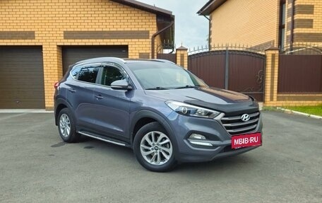 Hyundai Tucson III, 2018 год, 2 390 000 рублей, 4 фотография