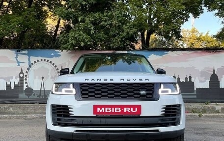 Land Rover Range Rover IV рестайлинг, 2018 год, 9 750 000 рублей, 3 фотография