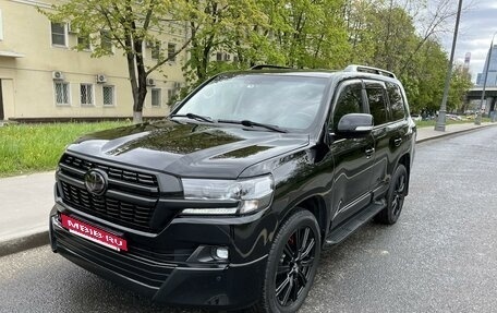 Toyota Land Cruiser 200, 2015 год, 4 900 000 рублей, 2 фотография