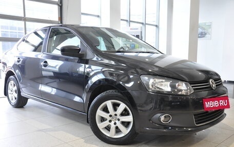 Volkswagen Polo VI (EU Market), 2011 год, 799 000 рублей, 2 фотография