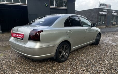 Toyota Avensis III рестайлинг, 2006 год, 825 000 рублей, 4 фотография