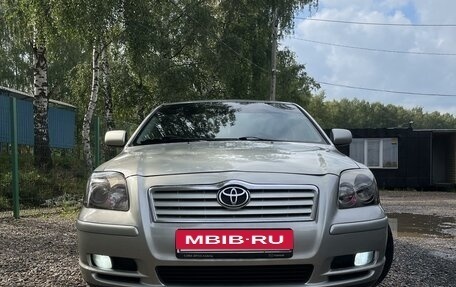 Toyota Avensis III рестайлинг, 2006 год, 825 000 рублей, 2 фотография