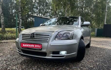 Toyota Avensis III рестайлинг, 2006 год, 825 000 рублей, 3 фотография