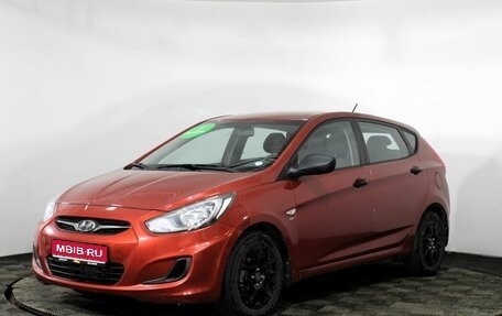 Hyundai Solaris II рестайлинг, 2012 год, 970 000 рублей, 1 фотография