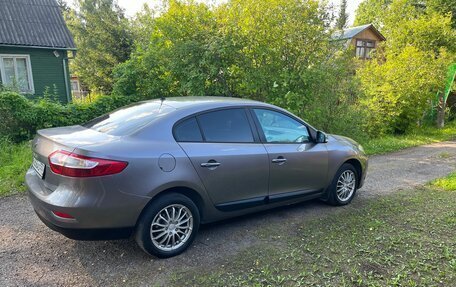 Renault Fluence I, 2013 год, 700 000 рублей, 2 фотография