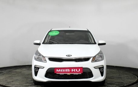 KIA Rio IV, 2018 год, 1 399 000 рублей, 2 фотография